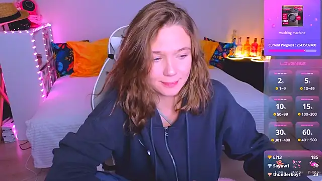 Snapshot of Karen_morris chatting on 12.17.24 Karen morris online show from 12.17.24