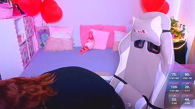 Snapshot of Karen_morris chatting on 03.07.25 Karen morris online show from 03.07.25