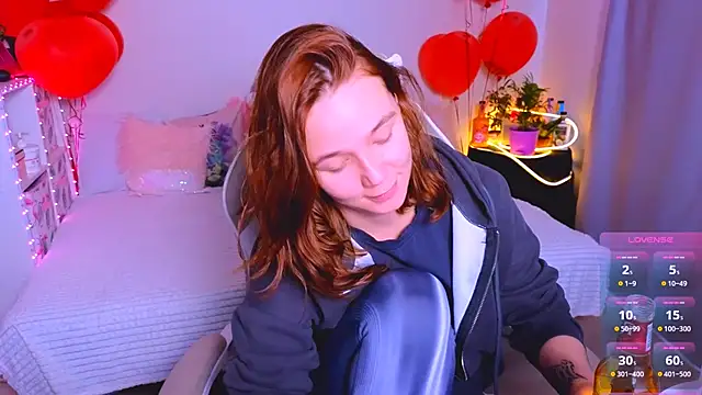 Snapshot of Karen_morris chatting on 03.22.25 Karen morris online show from 03.22.25