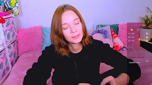 Snapshot of Karen_morris chatting on 09.25.25 Karen morris online show from 09.25.25