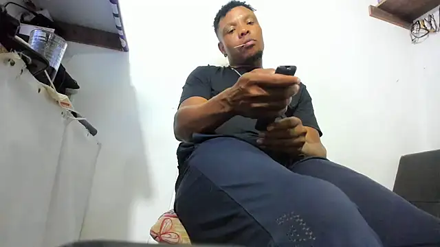 hugo3918  online show from 02.23.26