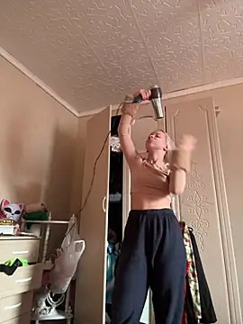 LikaCat online show from 02.08.25