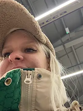 LikaCat online show from 03.18.25