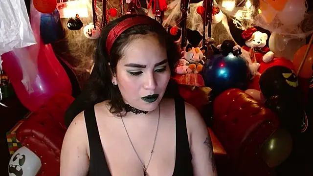 kureiji hentaii online show from 10.21.25