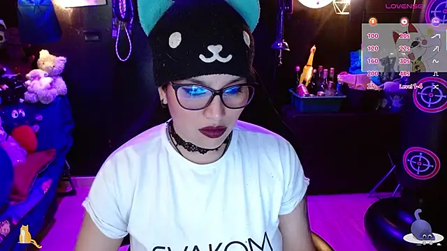 Snapshot of kureiji_hentaii chatting on 03.06.26 kureiji hentaii online show from 03.06.26