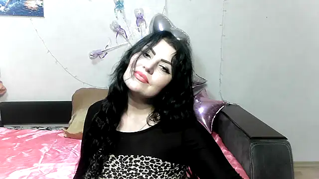 Snapshot of kataleya94 chatting on 12.19.24 kataleya94 online show from 12.19.24