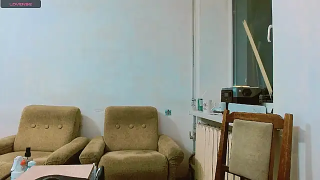 Snapshot of RosaJil chatting on 03.08.25 RosaJil online show from 03.08.25