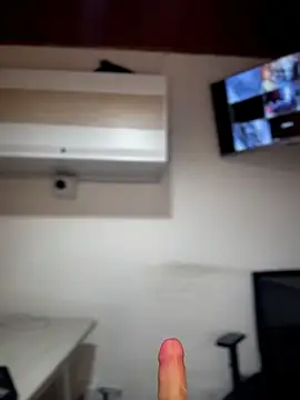 MarianaBenz online show from 04.21.26