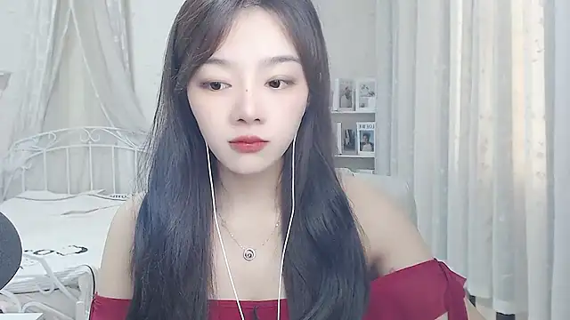 Snapshot of Jenny-Z chatting on 06.28.26 Jenny-Z online show from 06.28.26