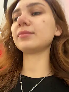 QuitieLia online show from 12.03.25