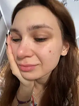 Snapshot of QuitieLia chatting on 02.12.26 QuitieLia online show from 02.12.26