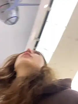 Snapshot of QuitieLia chatting on 03.15.26 QuitieLia online show from 03.15.26