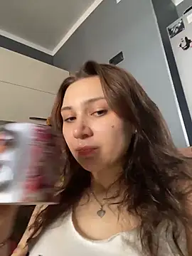 Snapshot of QuitieLia chatting on 03.20.26 QuitieLia online show from 03.20.26