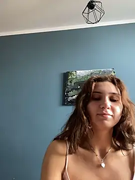 Snapshot of QuitieLia chatting on 06.08.26 QuitieLia online show from 06.08.26