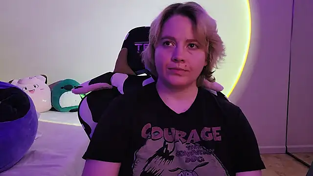 InternetFairy XO online show from 12.17.24