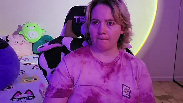 InternetFairy XO online show from 12.29.24