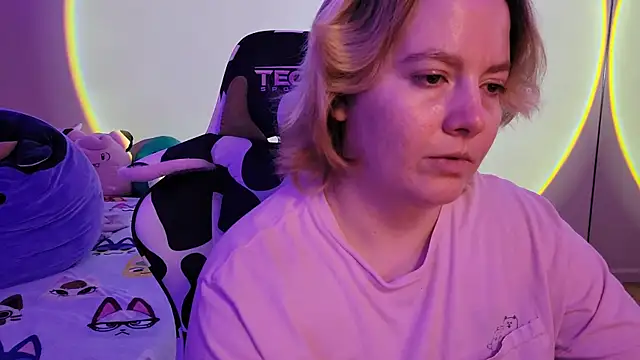 InternetFairy XO online show from 02.27.25