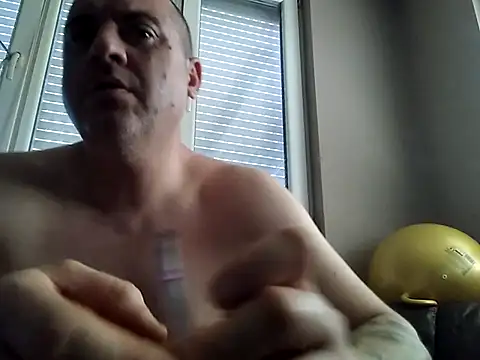 Snapshot of LSD669 chatting on 07.14.26 LSD669 online show from 07.14.26