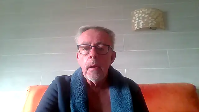 Snapshot of tuggy59 chatting on 02.15.26 tuggy59 online show from 02.15.26