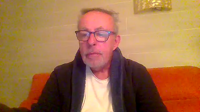 Snapshot of tuggy59 chatting on 03.01.26 tuggy59 online show from 03.01.26