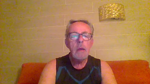 Snapshot of tuggy59 chatting on 06.26.26 tuggy59 online show from 06.26.26