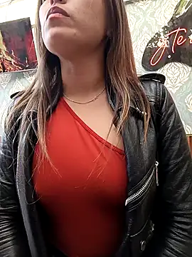 Snapshot of marena_saenz chatting on 01.31.25 marena saenz online show from 01.31.25