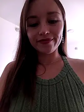 Snapshot of marena_saenz chatting on 10.28.25 marena saenz online show from 10.28.25