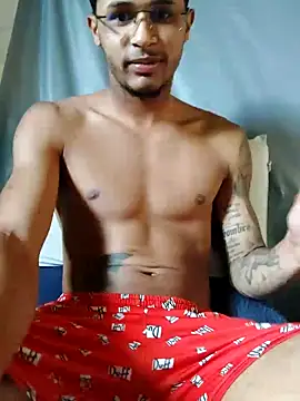 Snapshot of cirilopaupqueno chatting on 09.29.25 cirilopaupqueno online show from 09.29.25