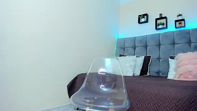 Alex cute77 online show from 01.24.25