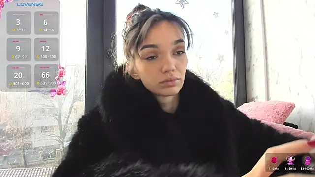 Sassy Teen online show from 12.12.24