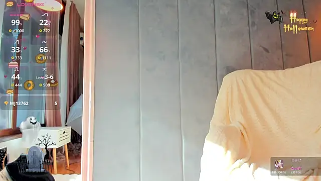 Sassy Teen online show from 10.31.25