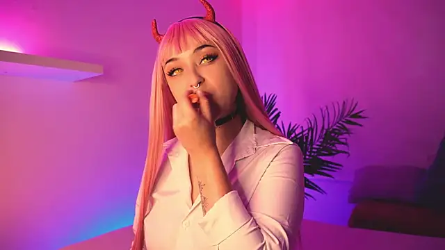 Snapshot of Gloomydoll chatting on 01.13.26 Gloomydoll online show from 01.13.26