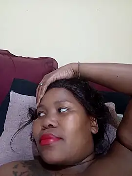 Real1SweetQueen online show from 02.13.25