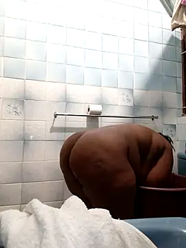 Real1SweetQueen online show from 02.14.25