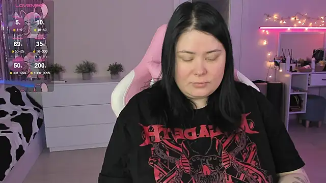 Akemi BBW online show from 05.17.26