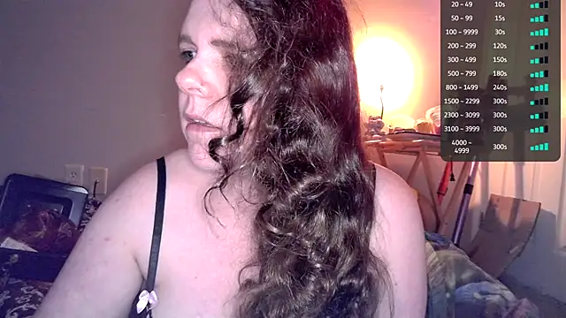 Snapshot of GhostHeartBeauty chatting on 11.15.25 GhostHeartBeauty online show from 11.15.25