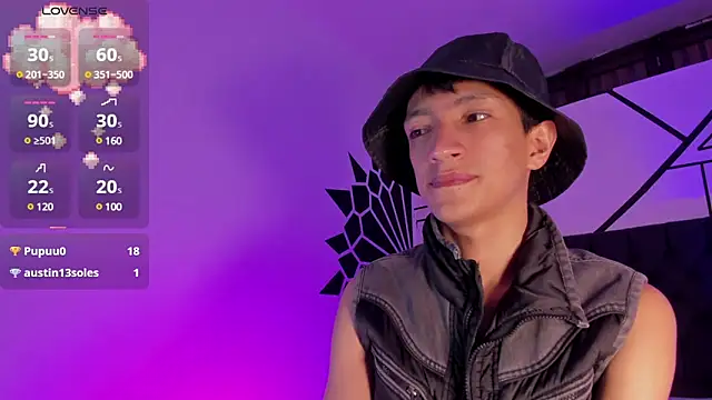 Snapshot of DereckCooperr chatting on 01.28.25 DereckCooperr online show from 01.28.25