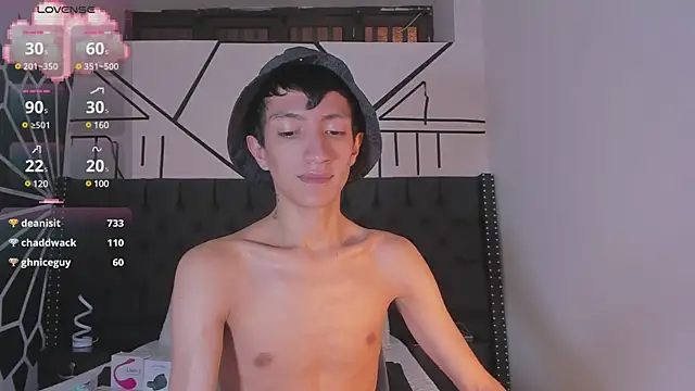 Snapshot of DereckCooperr chatting on 02.11.25 DereckCooperr online show from 02.11.25