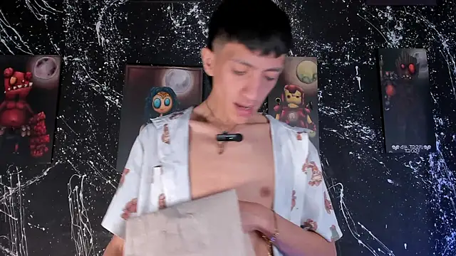 Snapshot of DereckCooperr chatting on 01.06.26 DereckCooperr online show from 01.06.26