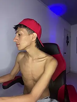 Snapshot of DereckCooperr chatting on 02.01.26 DereckCooperr online show from 02.01.26