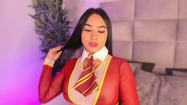 mia crawford online show from 11.08.25