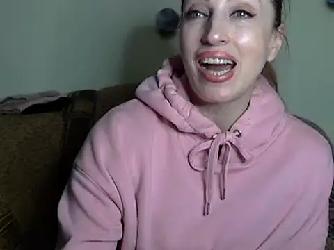 Jillian Pattie online show from 12.02.25