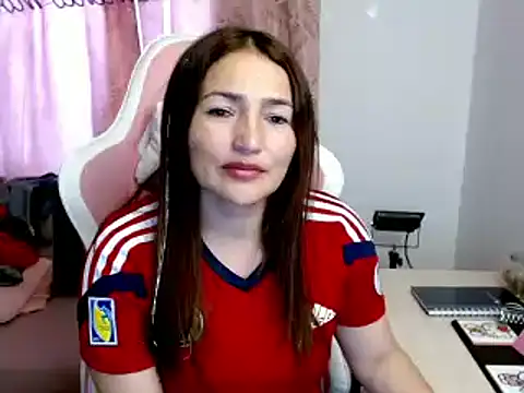 Snapshot of EVA_GRAYS chatting on 02.10.25 EVA GRAYS online show from 02.10.25