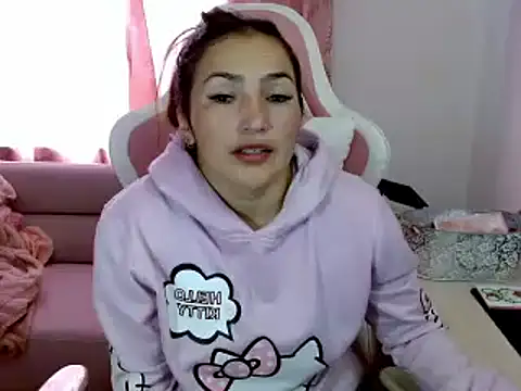 Snapshot of EVA_GRAYS chatting on 02.22.25 EVA GRAYS online show from 02.22.25