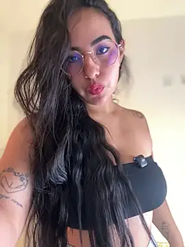 Snapshot of anniesweet02 chatting on 02.17.26 anniesweet02 online show from 02.17.26