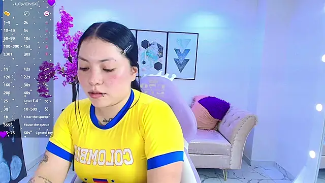 Snapshot of Isa_reel chatting on 07.07.26 Isa reel online show from 07.07.26