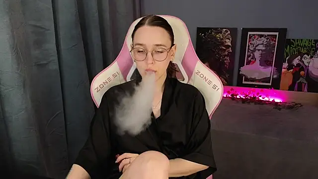 Snapshot of Sweet_frosti chatting on 06.02.26 Sweet frosti online show from 06.02.26