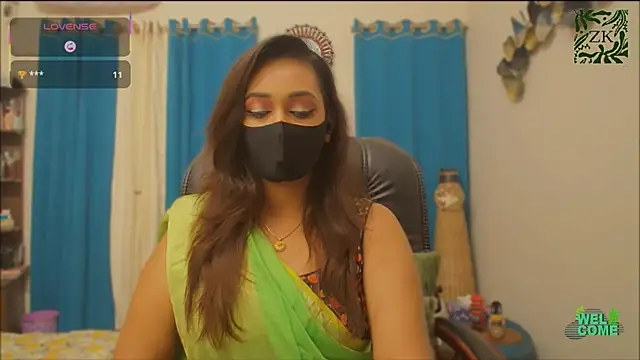 Snapshot of OH-Monica chatting on 01.12.26 OH-Monica online show from 01.12.26