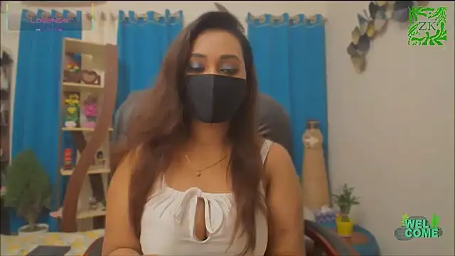 Snapshot of OH-Monica chatting on 01.18.26 OH-Monica online show from 01.18.26