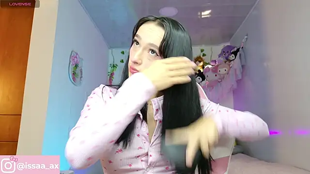 issagarcia online show from 10.22.25